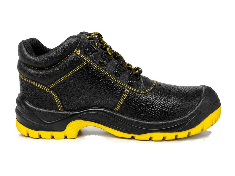 SICURA black safety shoe with yellow trim